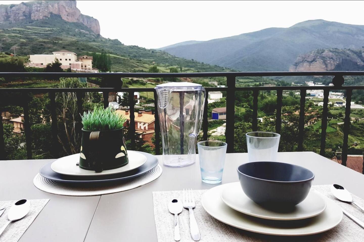 Un Apartamento Con Vistas Viguera Exteriér fotografie