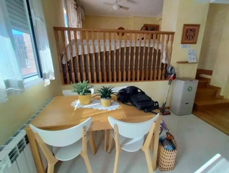 Un Apartamento Con Vistas Viguera Exteriér fotografie